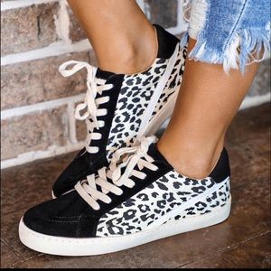 Rockin Leopard Sneakers